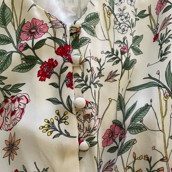 Loft Floral Blouse - Picture 8 of 10